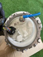 BMW / 1-Series / Топливный насос