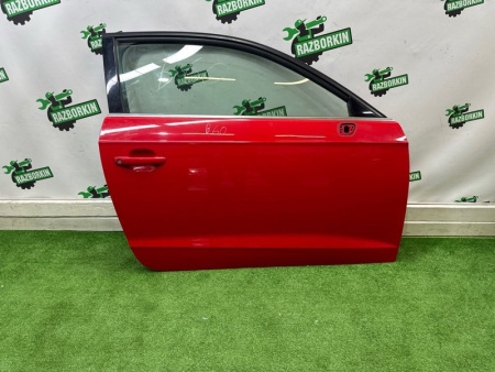Audi / A3 / Дверь боковая