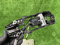 Volkswagen / Touareg / Замок двери