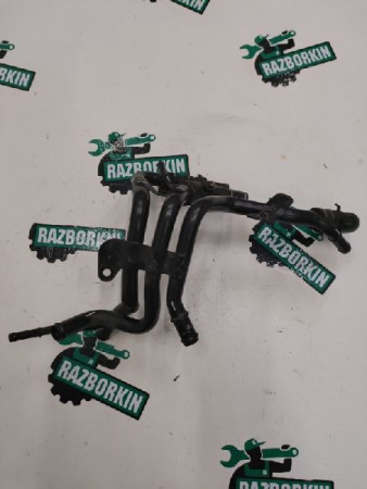 Патрубок охлаждения