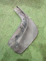 Volkswagen / Touareg / Брызговик