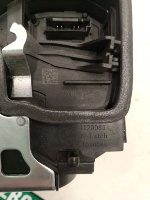 BMW / X3 / Замок боковой двери