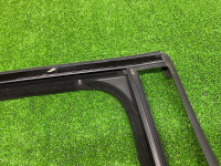 Porsche / Cayenne / Уплотнитель стекла двери