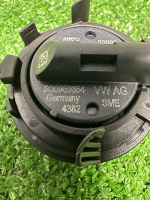 Volkswagen / Golf / Датчик удара двери