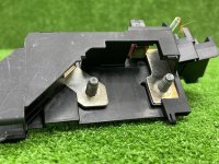 Audi / A7 / Клемма аккумулятора