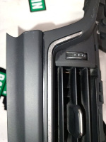 Audi / A5 / Дефлектор обдува салона