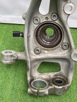 Audi / A6 / Кулак поворотный