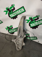 BMW / 5-Series / Кулак поворотный