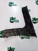 Audi / A6 / Направляющая бампера