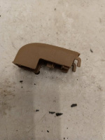 Porsche / Cayenne / Заглушка крепления сиденья