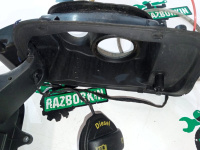 Audi / A6 / Лючок топливного бака