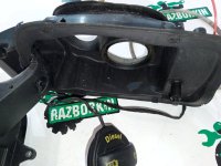 Audi / A6 / Лючок топливного бака