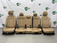 Audi / Q8 / Комплект сидений