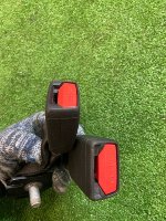 BMW / 1-Series / Замок ремня безопасности