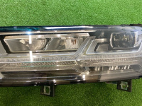 Audi / Q7 / Фара