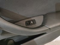 BMW / X1 / Обшивка двери