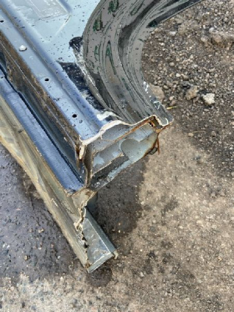 Volkswagen / Touareg / Порог кузова