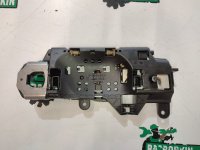 Audi / A5 / Кронштейн ручки двери