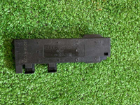 Audi / Q8 / Антенна