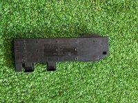 Audi / Q8 / Антенна