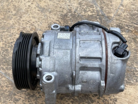 Volkswagen / Touareg / Компрессор кондиционера