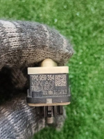 Volkswagen / Touareg / Датчик удара