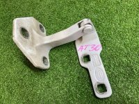 Land Rover / Range Rover / Петля крышки багажника