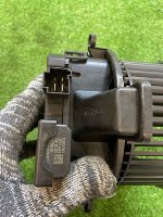 Volkswagen / Touareg / Мотор печки