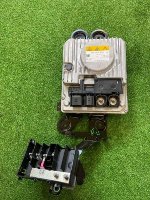 Audi / Q8 / Преобразователь напряжения