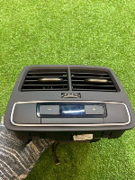 Audi / A5 / Дефлектор обдува салона