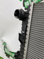 Volkswagen / Touareg / Радиатор ОЖ