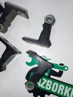 Volkswagen / Touareg / Петля двери