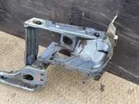 Mercedes-Benz / 190e / Усилитель