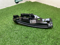 Audi / A6 / Кронштейн торпедо с подсветкой