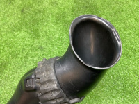 Volkswagen / Touareg / Патрубок воздушного фильтра