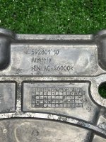 BMW / X1 / Крышка блока ГРМ