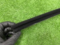 Audi / A4 / Уплотнитель стекла двери