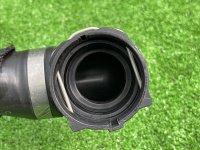 Audi / A6 / Патрубок радиатора