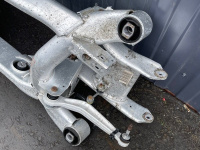 BMW / ALPINA B10 / Подрамник