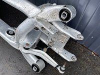 BMW / ALPINA B10 / Подрамник