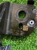 Audi / A6 / Замок ремня безопасности