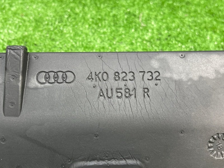 Audi / A6 / Пыльник крыла