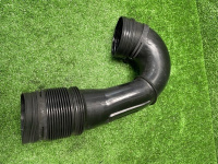 Volkswagen / Touareg / Патрубок воздушного фильтра