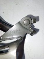 Mazda / 3 / Петля капота