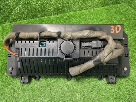 Land Rover / Range Rover / Панель приборов