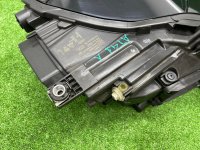 Audi / A6 / Фара