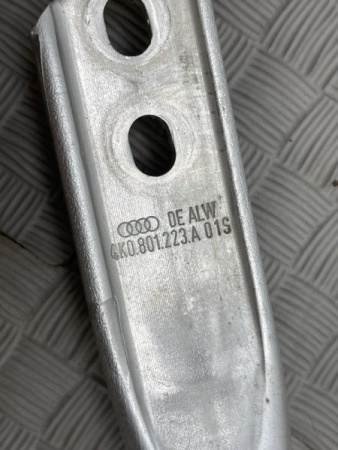 Audi / A6 / Распорка кузова