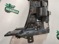 BMW / X5 / Кронштейн бампера