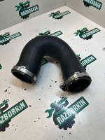 Volkswagen / Touareg / Патрубок интеркулера