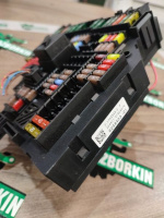 BMW / 5-Series / Блок предохранителей